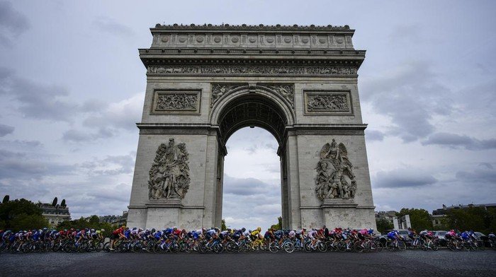 menikmati-indahnya-lanskap-kota-paris-7_169